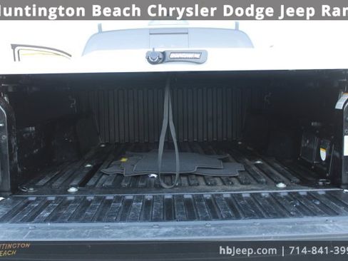 Used 2023 Toyota Tacoma TRD Off-Road image 33