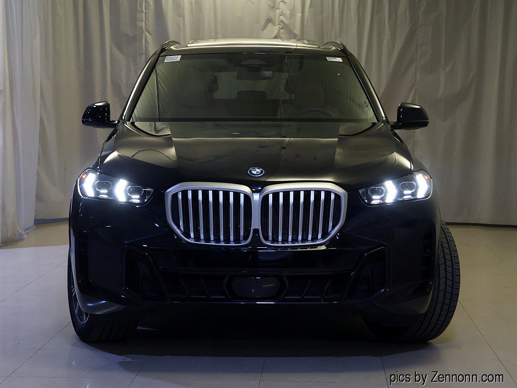 Used 2026 BMW X5 xDrive50e w/ M Sport Package AWD/4WD image 5