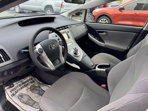 Used 2015 Toyota Prius Three FWD image 15