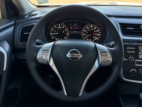 Used 2018 Nissan Altima 2.5 S w/ S Convenience Package image 17