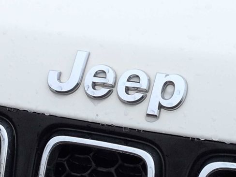 Used 2020 Jeep Compass Limited image 12