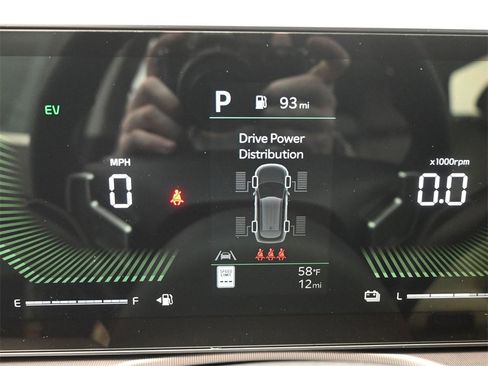 New 2026 Kia Sportage AWD Hybrid image 24