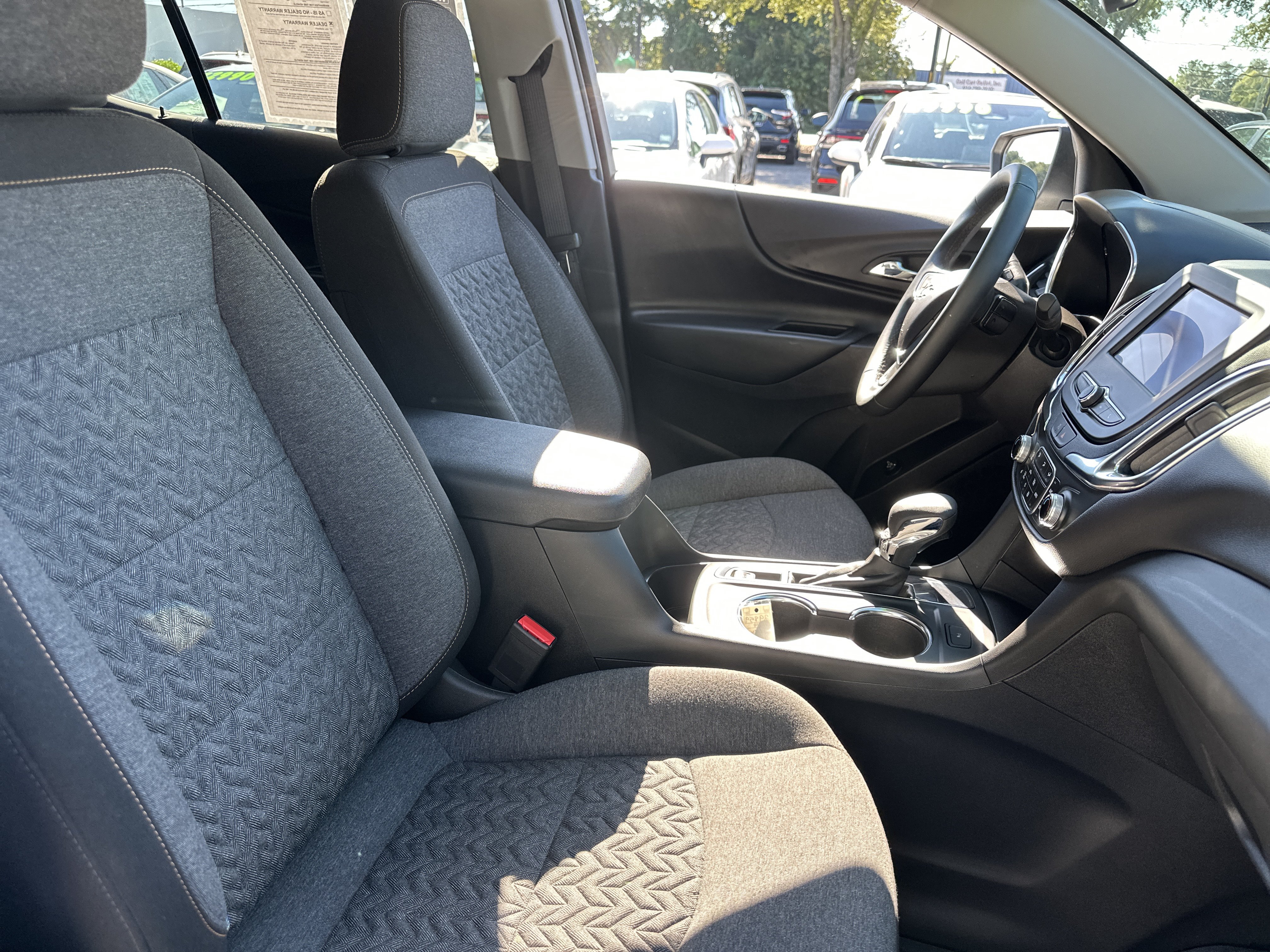 Used 2024 Chevrolet Equinox LT w/ LPO, Floor Liner Package FWD image 13