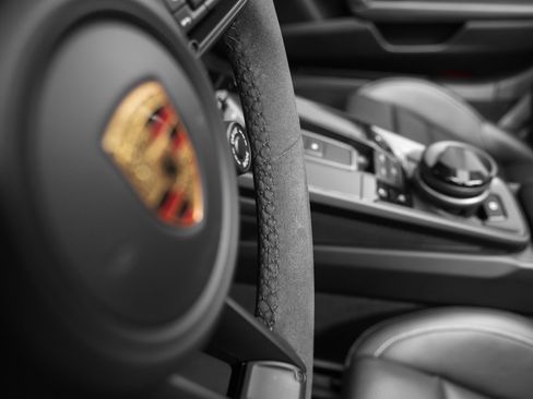 Certified 2023 Porsche 911 Carrera GTS RWD image 42