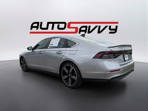 Used 2025 Honda Accord Sport image 7