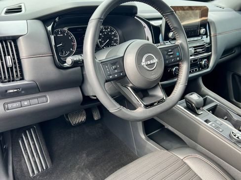 Used 2024 Nissan Pathfinder Rock Creek image 24