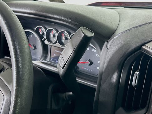Used 2023 Chevrolet Silverado 1500 Custom RWD image 24