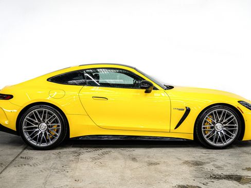 Used 2024 Mercedes-Benz AMG GT 63 image 39