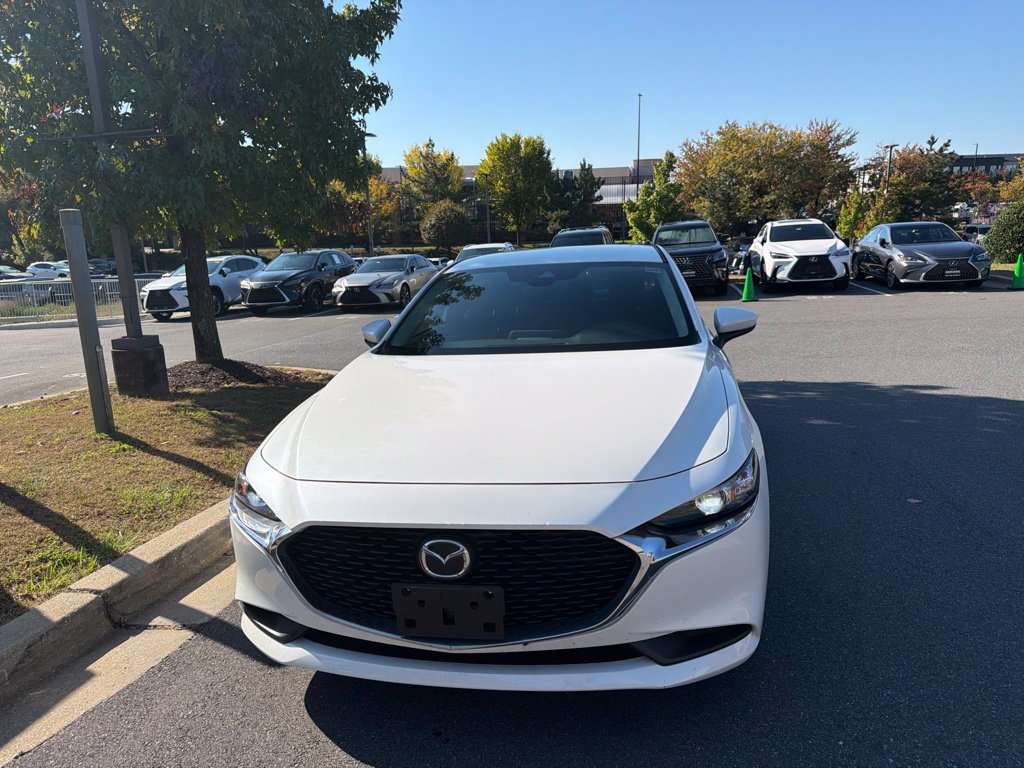 Used 2022 MAZDA MAZDA3 s FWD image 2