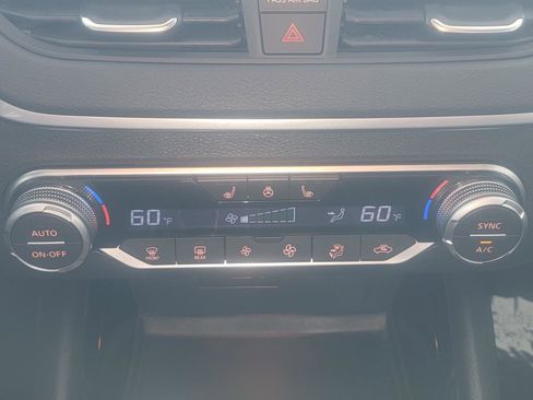 Used 2020 Nissan Altima 2.5 SV FWD image 21