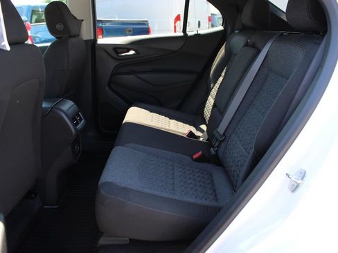 Certified 2024 Chevrolet Equinox LT FWD image 33