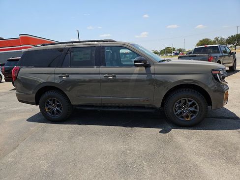 New 2027 Ford Expedition Tremor w/ Driver's Package AWD/4WD image 14
