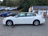 Used 2010 Nissan Altima 2.5 SL w/ SL Pkg image 2
