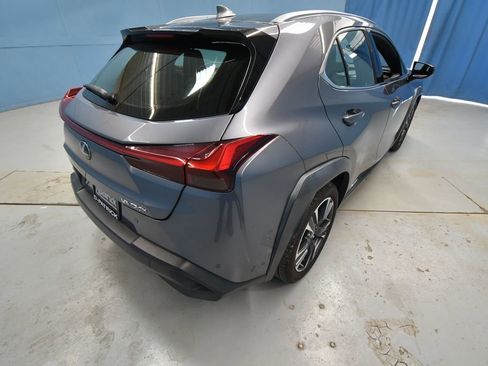 Used 2019 Lexus UX 250h image 37