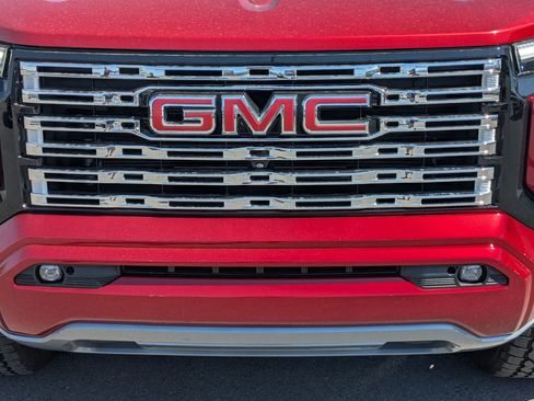 Certified 2023 GMC Canyon Denali AWD/4WD image 10