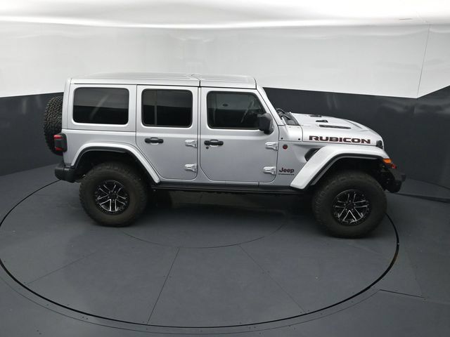 Used 2024 Jeep Wrangler Unlimited Rubicon AWD/4WD image 15