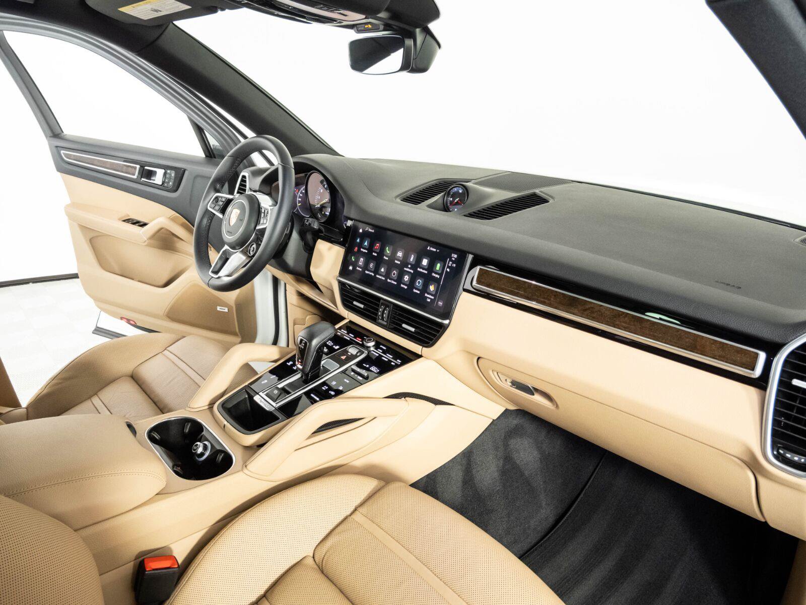 Certified 2023 Porsche Cayenne Platinum Edition AWD/4WD image 24