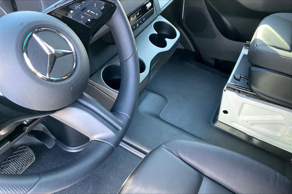New 2026 Mercedes-Benz Sprinter 2500 image 7