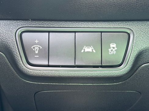 Used 2021 Kia Forte LXS image 19