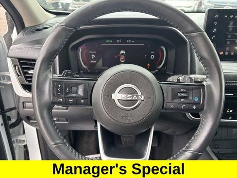 Used 2024 Nissan Rogue SL image 15