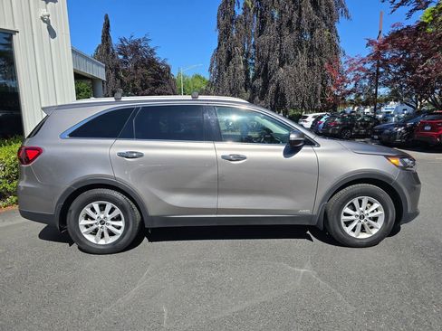 Used 2019 Kia Sorento AWD w/ Option Group 020 image 3