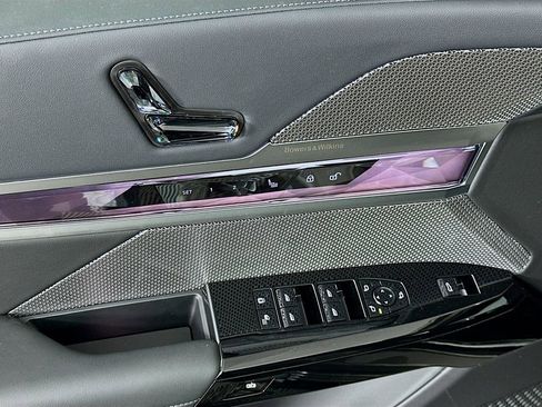 Used 2025 BMW i7 eDrive50 w/ Executive Package image 20