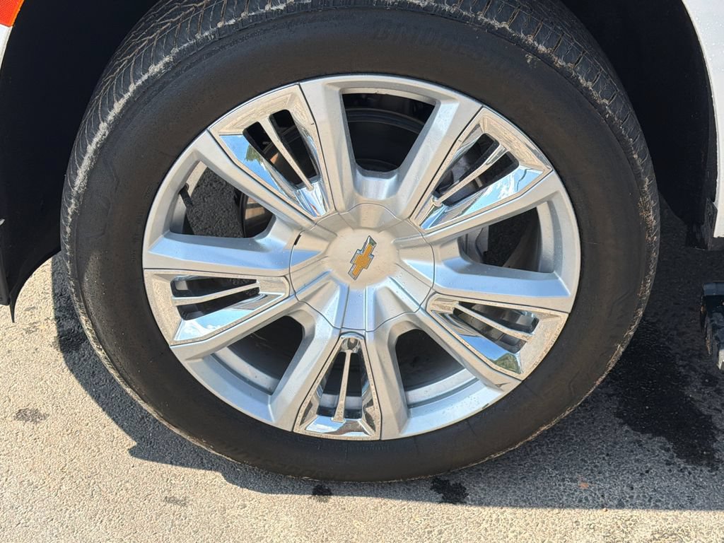 Used 2023 Chevrolet Tahoe High Country AWD/4WD image 11