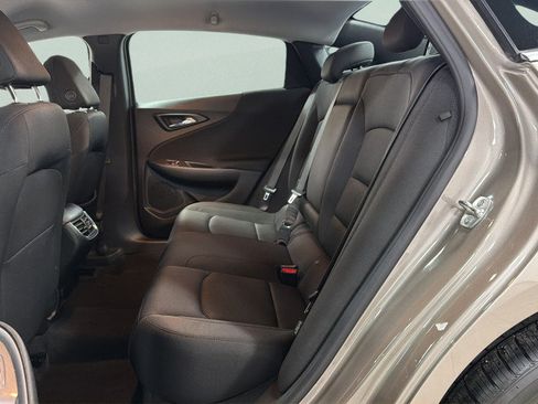Used 2025 Chevrolet Malibu LT FWD image 32