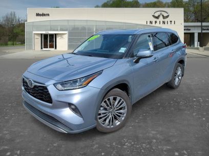 Used 2021 Toyota Highlander Platinum