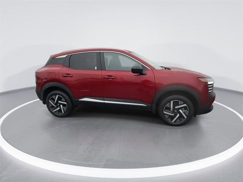 New 2026 Nissan Kicks SV image 9