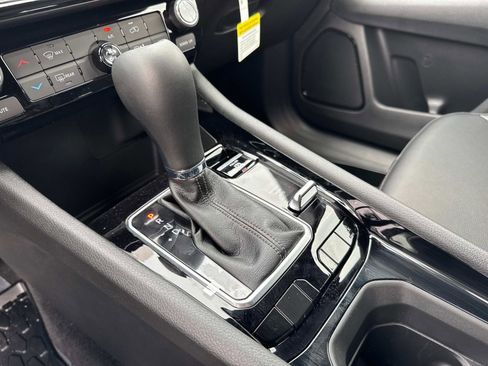 New 2026 Jeep Compass Latitude image 25