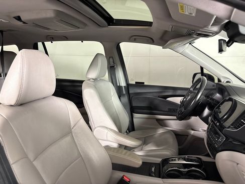 Used 2019 Honda Pilot Touring image 20