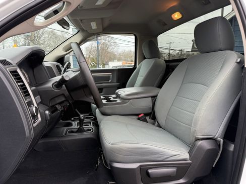 Used 2017 RAM 3500 Tradesman w/ Chrome Appearance Group image 18