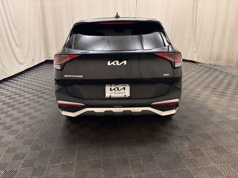 Certified 2023 Kia Sportage LX image 9