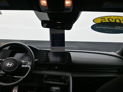 Certified 2025 Hyundai Elantra Sport image 25