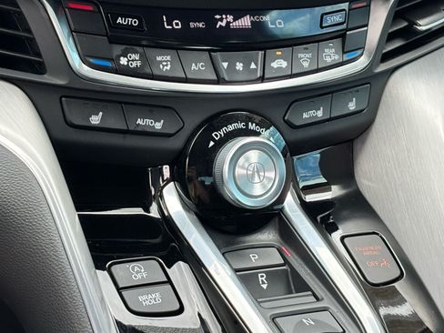 Used 2023 Acura TLX FWD image 25