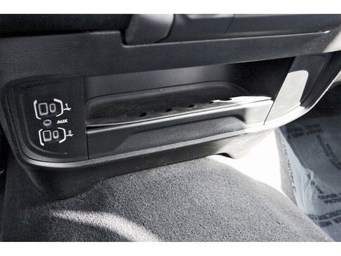 Used 2024 RAM 3500 Big Horn image 24