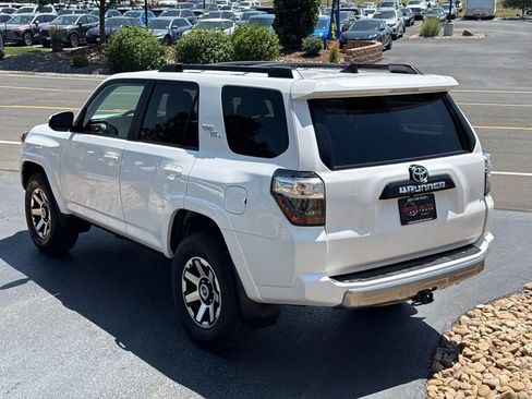 Used 2019 Toyota 4Runner TRD Off-Road AWD/4WD image 49