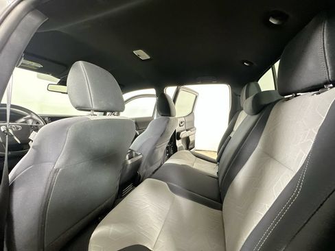 Used 2021 Toyota Tacoma TRD Sport RWD image 13