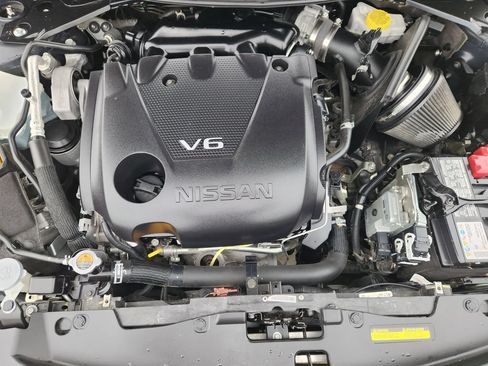 Used 2022 Nissan Maxima SR w/ Sport Mat Group FWD image 30