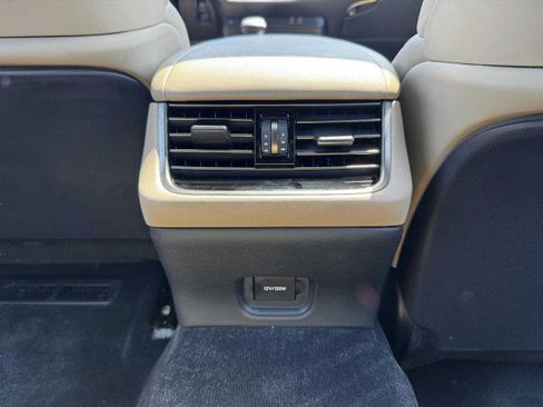 Used 2023 Lexus LS 500 image 39