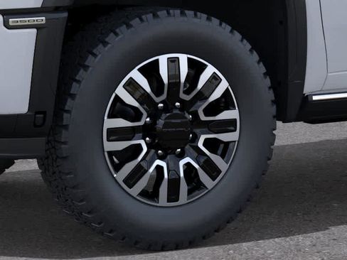 New 2026 GMC Sierra 3500 Denali Ultimate image 9