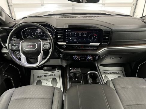Used 2023 GMC Sierra 1500 Elevation image 29