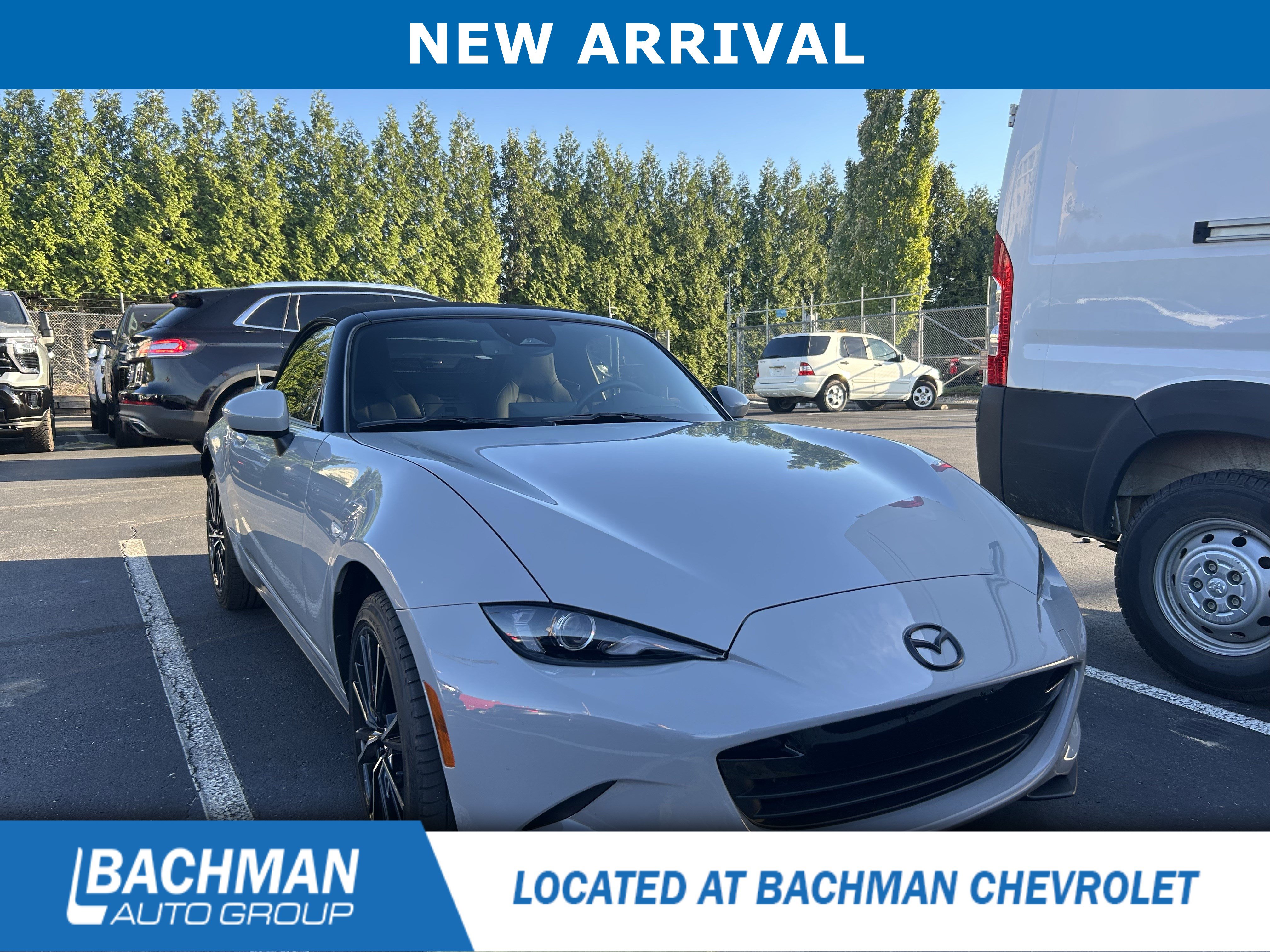 Used 2025 MAZDA MX-5 Miata Grand Touring w/ Weather Package RWD image 3