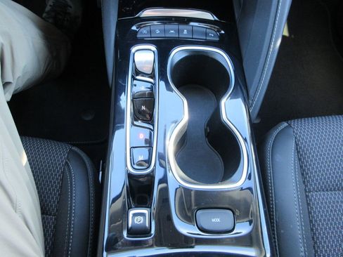 Certified 2021 Buick Envision Preferred w/ Sport Touring Package image 29