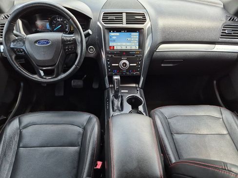 Used 2017 Ford Explorer Sport w/ Equipment Group 401A AWD/4WD image 12