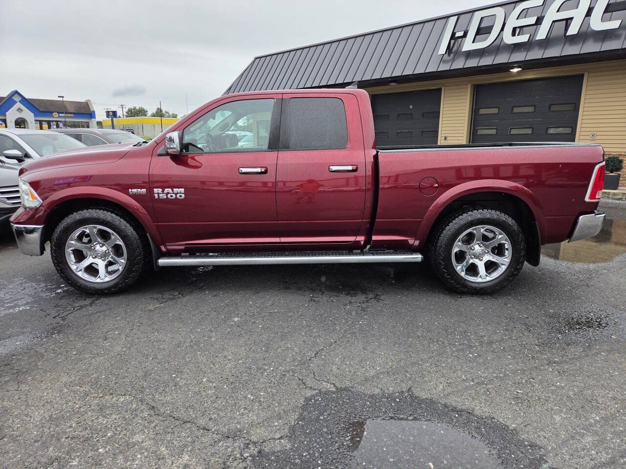 Used 2017 RAM 1500 Laramie w/ Convenience Group AWD/4WD image 9