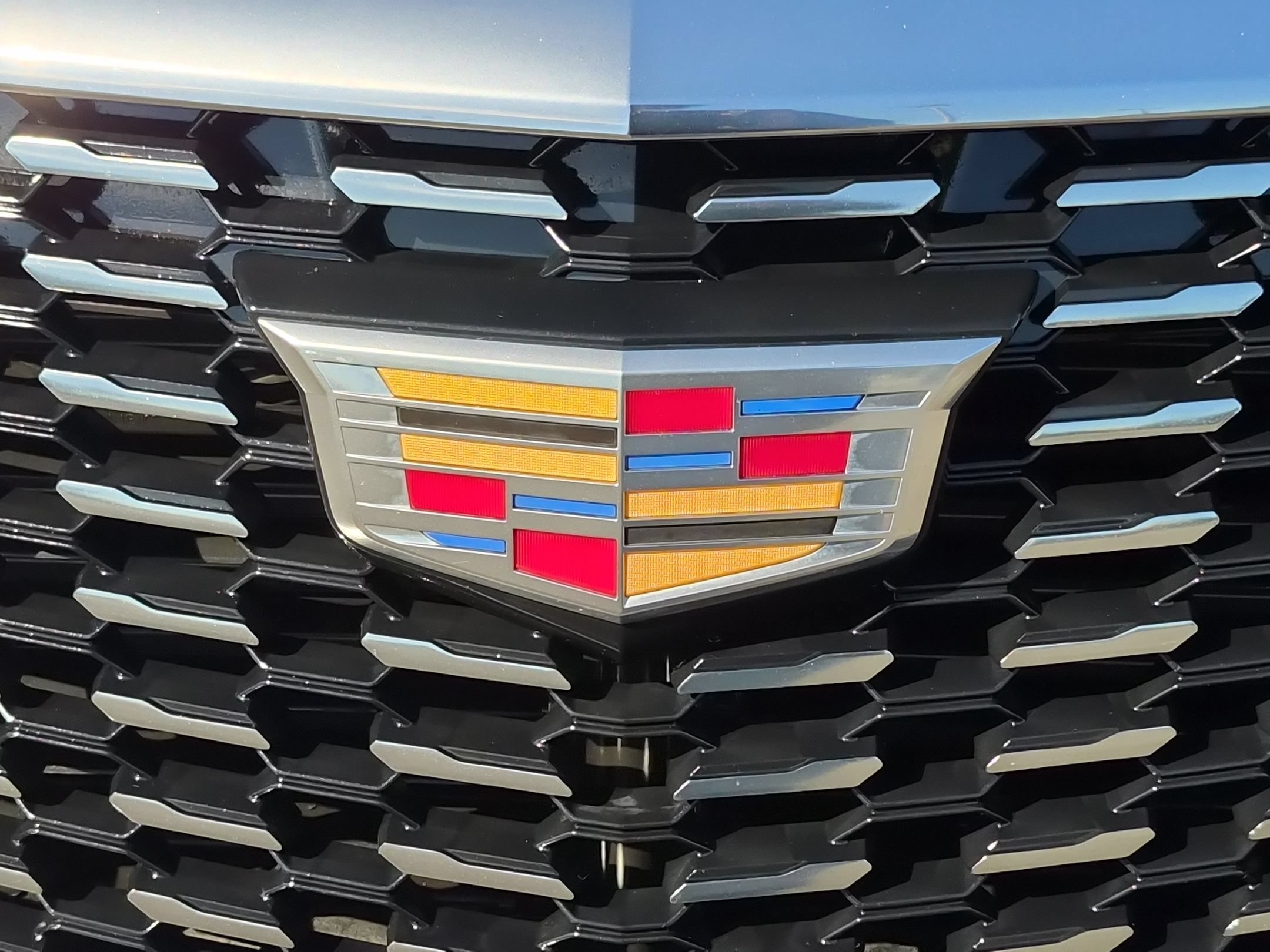 Certified 2023 Cadillac XT5 Premium Luxury w/ LPO, Floor Liner Package AWD/4WD image 32