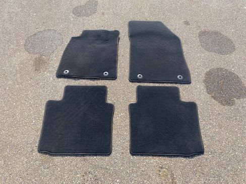 Used 2016 Chevrolet Impala LT w/ Convenience Package image 39