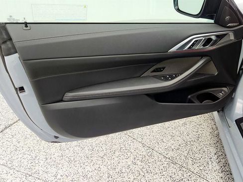 Used 2023 BMW 430i Convertible w/ M Sport Package image 11